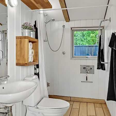 Cozy In With Kitchen Holiday home Allingabro