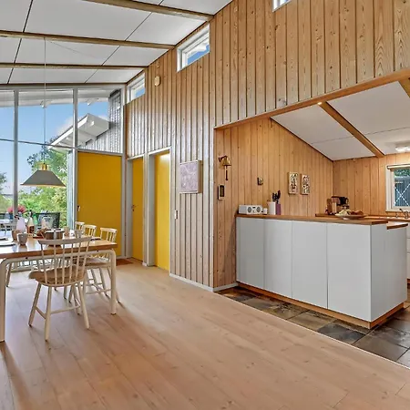 Cozy In With Kitchen Holiday home *